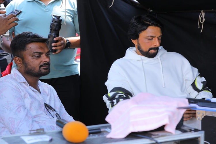 Sudeep entry to Usire Usire shooting set