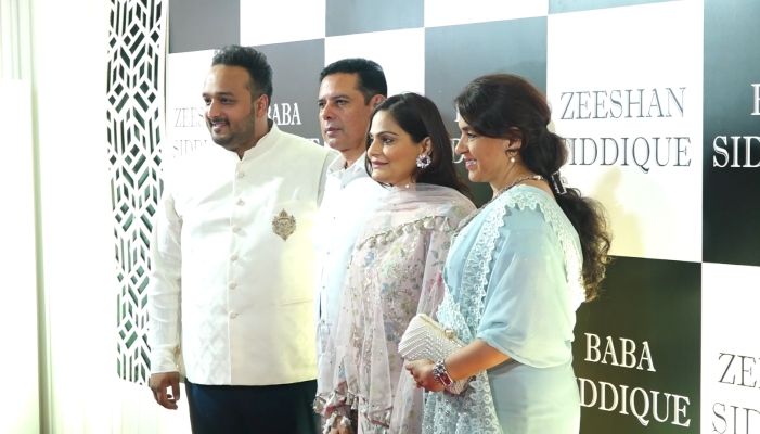 Actors attend Baba Siddique's annual Iftaar