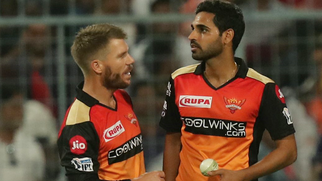 david warner touches bhuvneshwar kumar feet  david warner bhuvneshwar kumar  IPL 2023  IPL  SRHvDC  ഡേവിഡ് വാര്‍ണര്‍  ഭുവനേശ്വര്‍ കുമാര്‍  ഭുവിയുെട കാല്‍തൊട്ട് ഡേവിഡ് വാര്‍ണര്‍  ഡേവിഡ് വാര്‍ണര്‍ ഭുവനേശ്വര്‍ കുമാര്‍  സണ്‍റൈസേഴ്‌സ് ഹൈദരാബാദ്  ഡല്‍ഹി ക്യാപിറ്റല്‍സ്  ഐപിഎല്‍