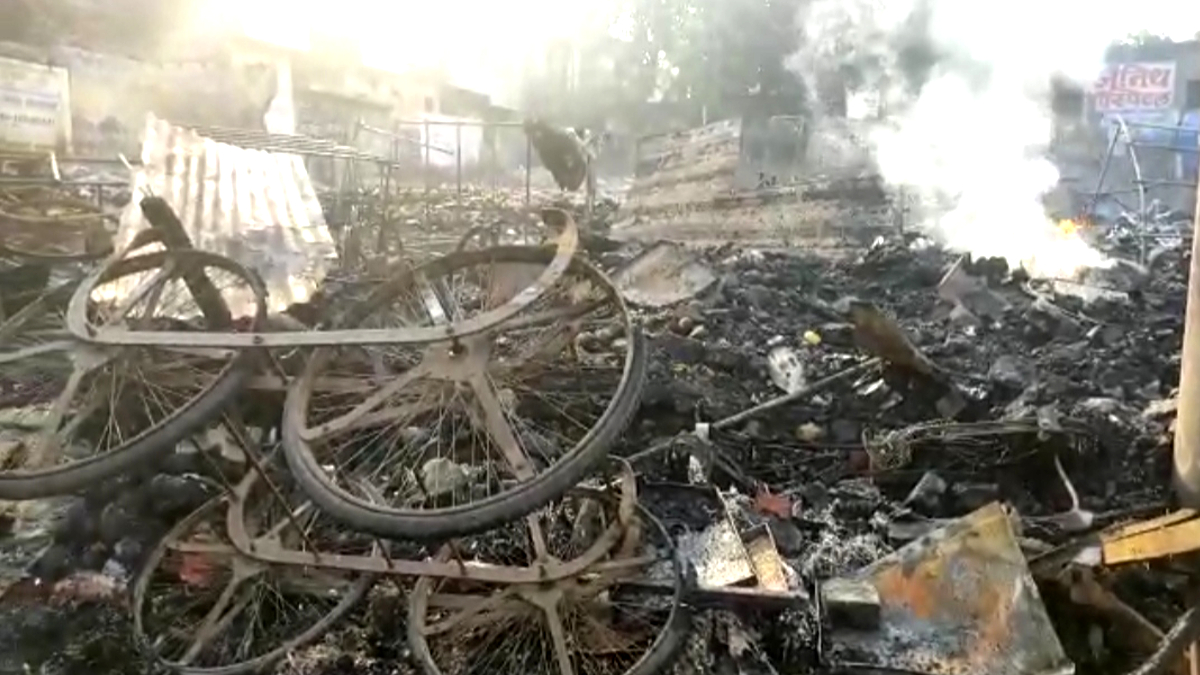 fire in faridabad fruit market