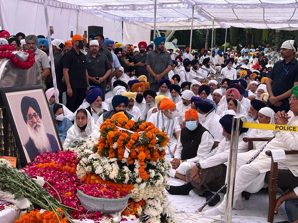 PM Modi reaches Chandigarh to pay last respects to Parkash Singh Badal