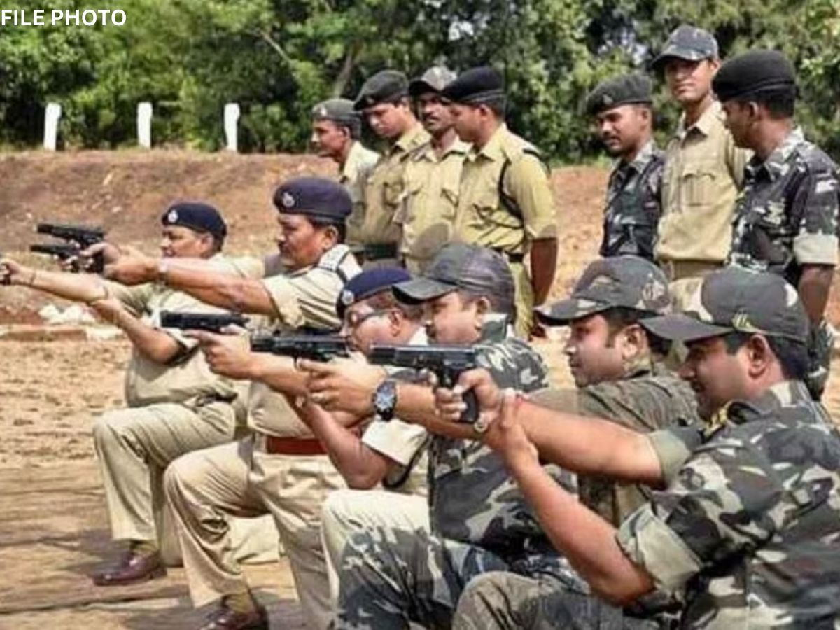 योगी सरकार में जाति देखकर हो रही अपराधियों पर कार्रवाई, जानिए दावों में कितना दम.