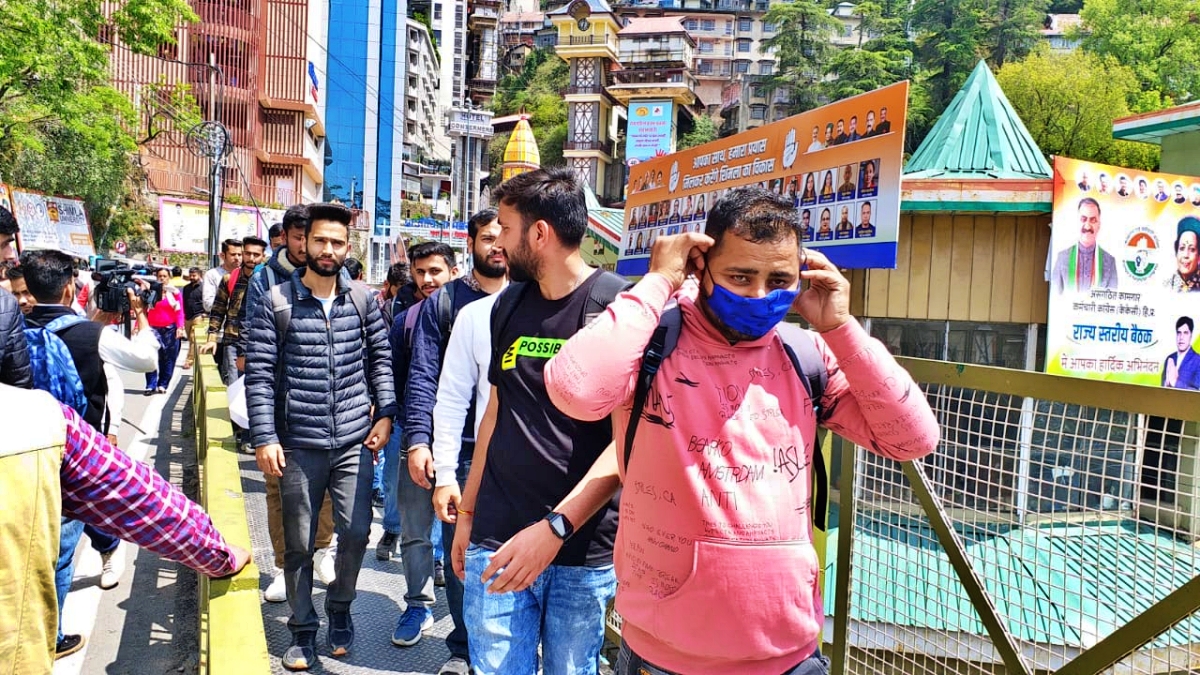 unemployed youth protest in shimla