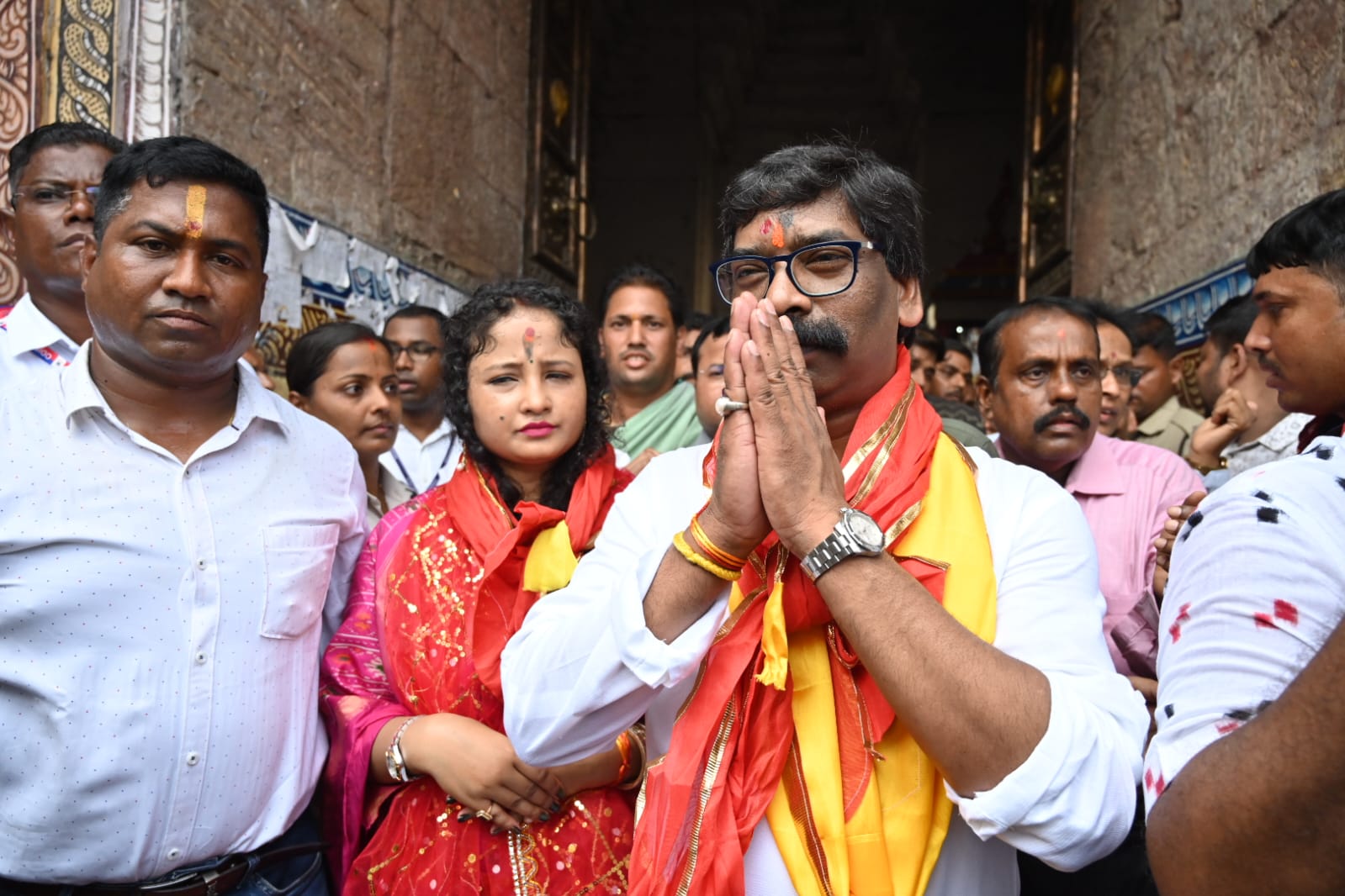 CM Hemant Soren worshiped Lord Jagannath