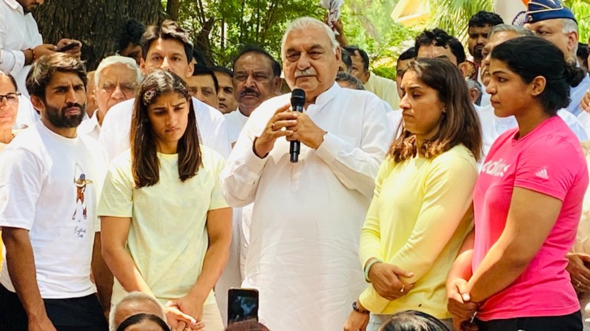 wrestlers protest at jantar mantar