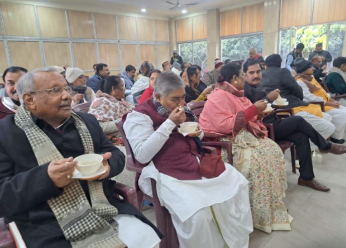 बिहार भाजपा की बैठक में मौजूद नेता