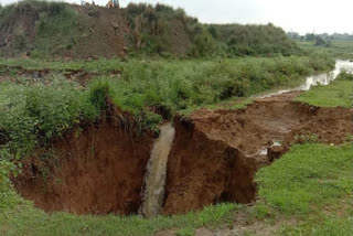 7 dead after a landslide buries a house in the southern Philippines