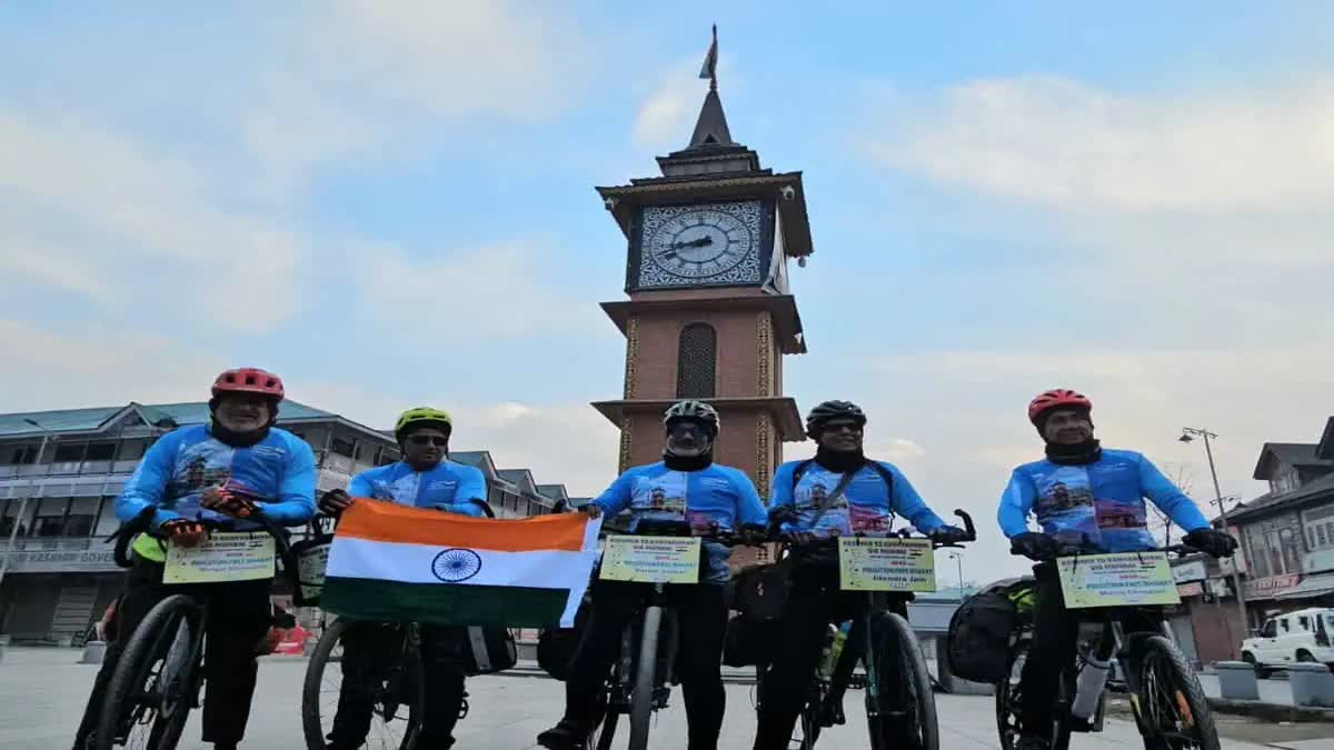 'For Pollution-Free India': 5 Cyclists In Their 50s and 60s Take On Kashmir-Kanyakumari Challenge