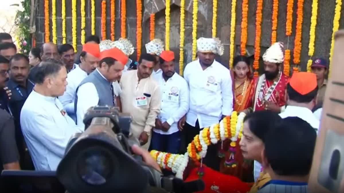 Maharashtra Dy CMs Devendra Fadnavis and Ajit Pawar Pay Tribute to Chhatrapati Shivaji Maharaj on his Birth Anniversary
