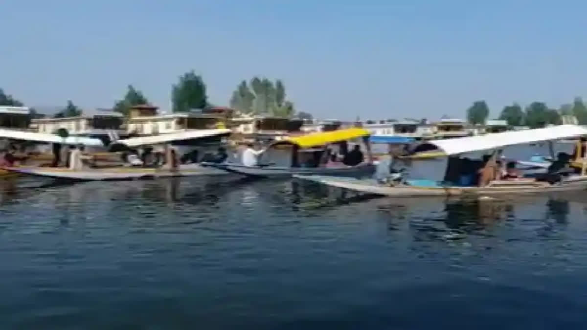 The government of the Jammu and Kashmir Union Territory is gearing up to introduce a subsidised seaplane service between Dal Lake in Srinagar and Manasbal in Ganderbal, with Mumbai-based Maritime Energy Heli Air Services Private Limited (MEHAIR) set to operate the service.