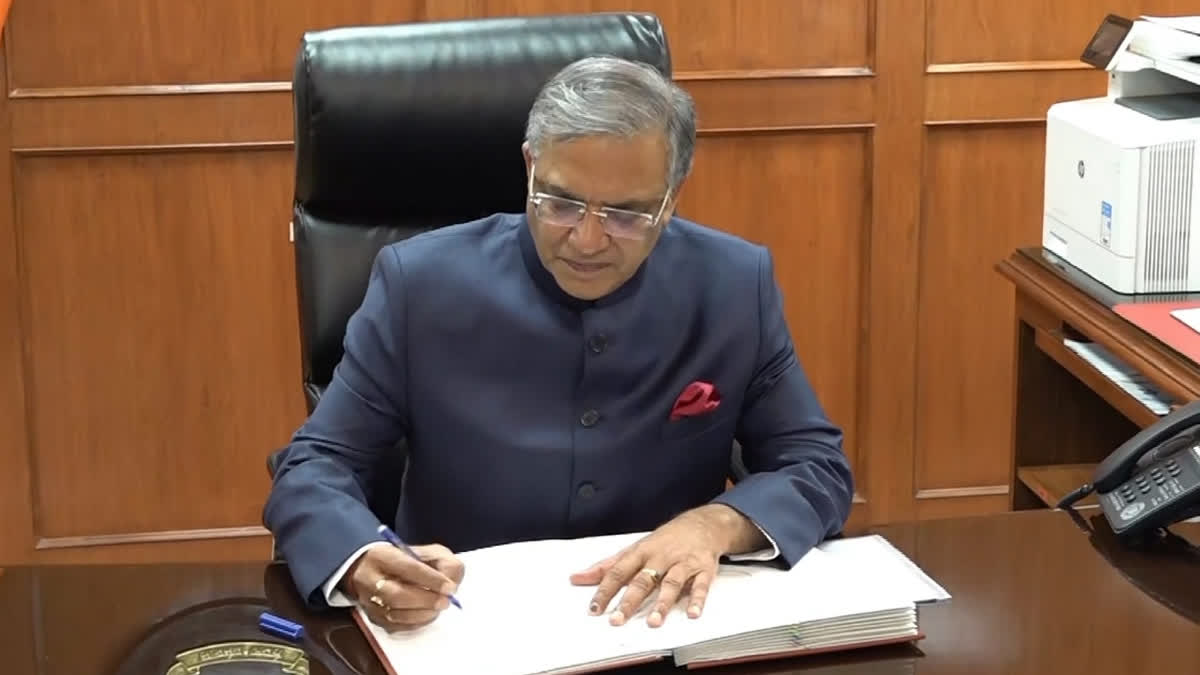 Gyanesh Kumar takes charge as Chief Election Commissioner at his office in Nirvachan Sadan, in New Delhi, Wednesday, Feb. 19, 2025.