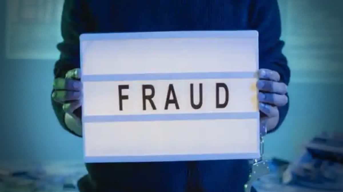 Over 100 people from Tadimarri and Battalapalli mandals fell victim to a fraudster who duped them on the pretext of setting up a garment factory