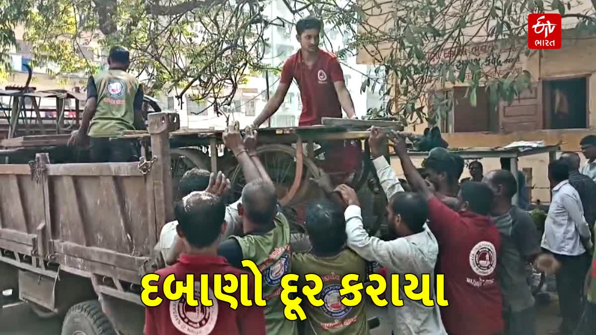 નવસારીમાં દબાણોનો સફાયો