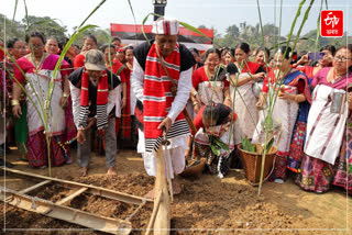 ALI AYE LIGANG in Guwahati