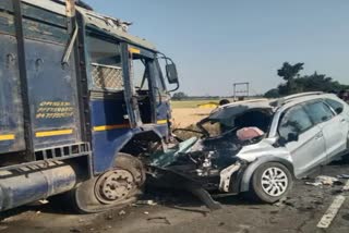 DEWAS COUPLE DIED IN ACCIDENT