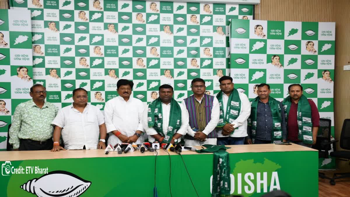 Madhab Dhada joins BJD