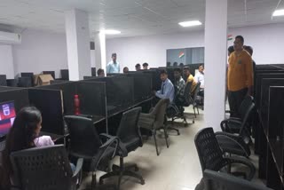 Fake Call Centre Duping Foreigners As Intelligence Agents Busted in Ranchi