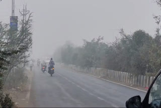 Dense fog in Surat district