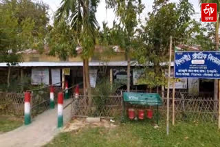 A government primary school Golaghat due to lack of classrooms in proportion to student