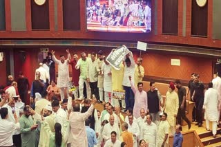 MCD की बजट बैठक में हंगामा