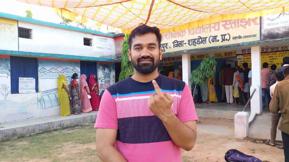 MAN CASTED VOTE ON WEDDING DAY