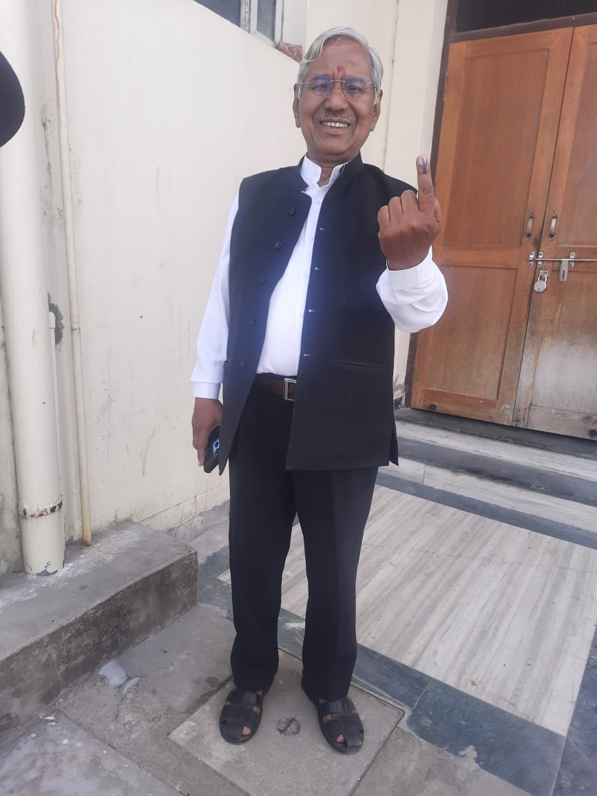 Narendra Singh Negi voted
