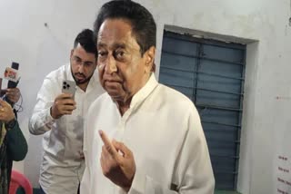 KAMALNATH CASTS VOTE IN CHHINDWARA