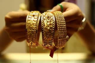 Gold prices rocket after report of Israeli attack on Iran, price at record level in India