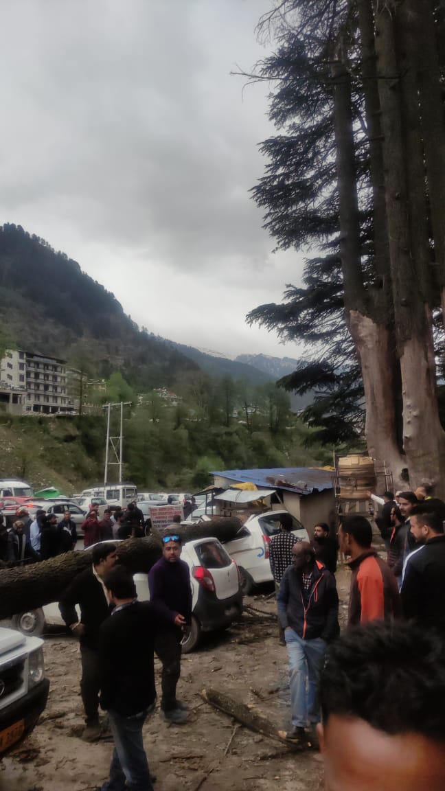 storm in Manali