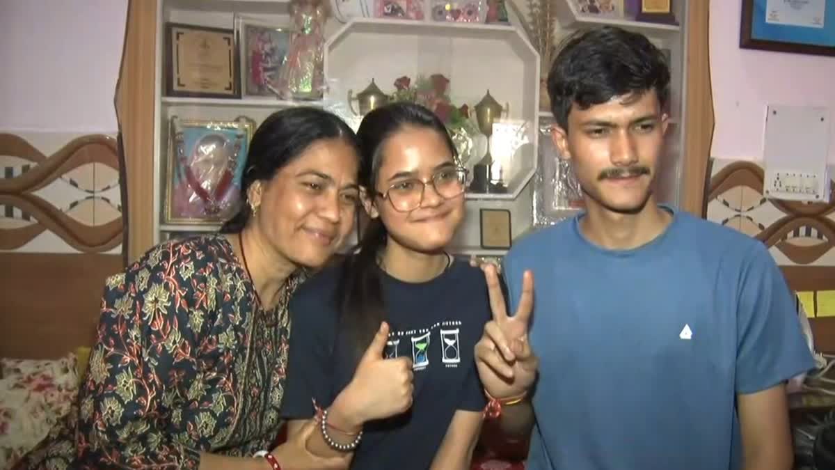 Uttarakhand 12th Board Exam Topper