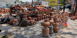 Why Earthen Pots Might Be The Way To Go This Summer