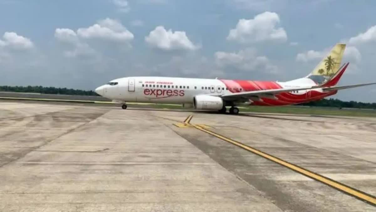 AIR INDIA EXPRESS FLIGHT  AIR INDIA EXPRESS EMERGENCY LANDING  എയർ ഇന്ത്യ എക്‌സ്‌പ്രസ് വിമാനം  BENGALURU KOCHI AIR INDIA EXPRESS