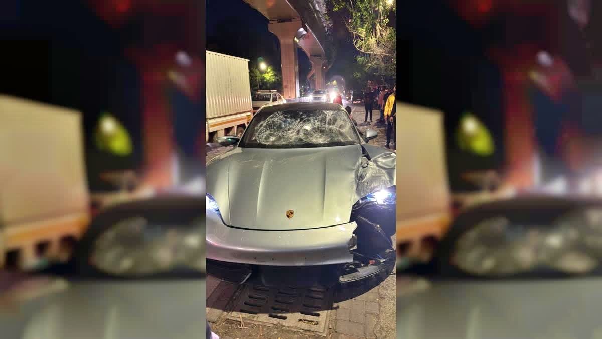 TWO CRUSHED TO DEATH MAHARASHTRA  LUXURY CAR ACCIDENT MAHARASHTRA  ആഡംബര കാർ ഇടിച്ച് രണ്ട് മരണം  മഹാരാഷ്‌ട്ര വാഹനാപകടം