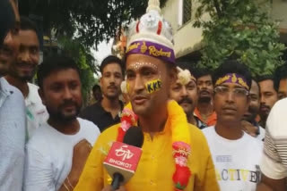 The groom who left his wedding venue and came to watch an Indian Premier League game in Guwahati