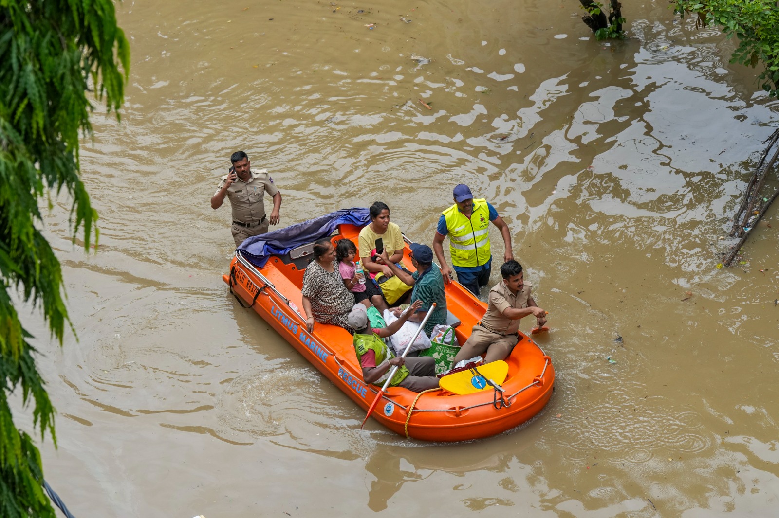 Heavy Rains Flooded In Bengaluru