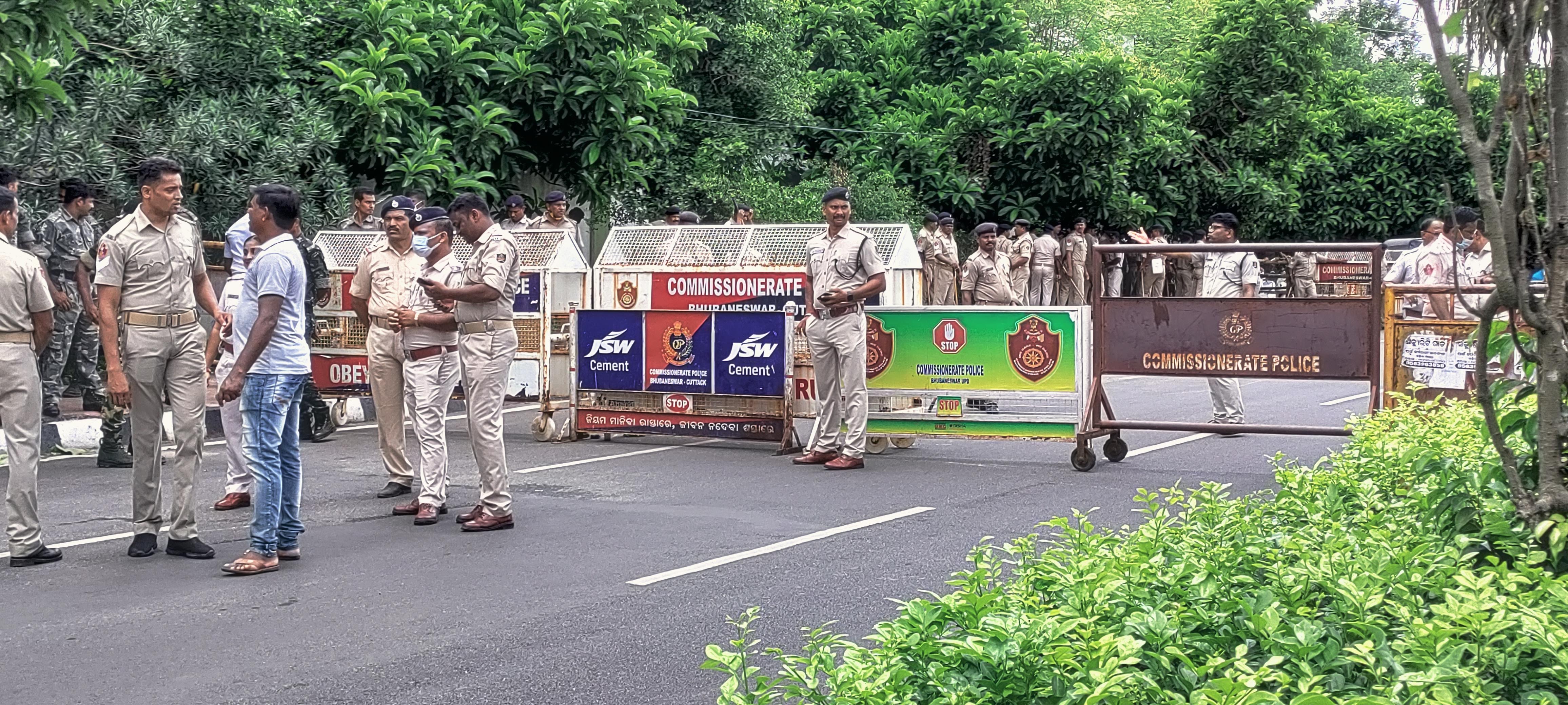 illegal Bangladeshi deportation