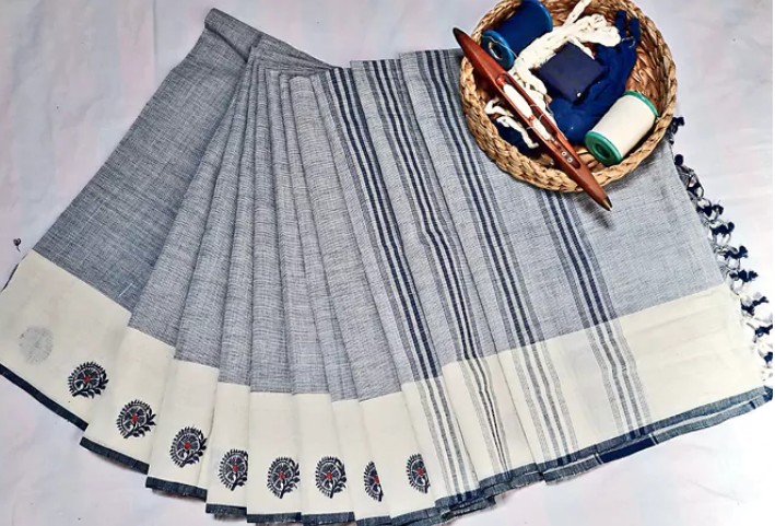 'Ponduru Khaddar': How Andhra Pradesh Women Excel In Weaving A Symbol Of Royalty