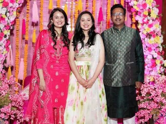 IAS Riya Dabi married with IPS Manish Kumar