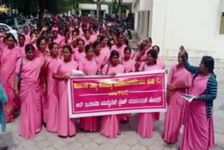 Protest by Asha workers