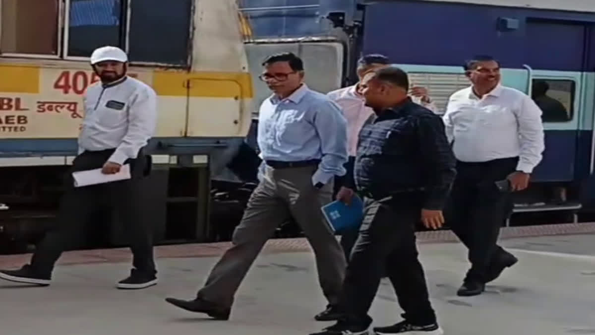 Hubli Railway Manager Visit Raidurgam Station