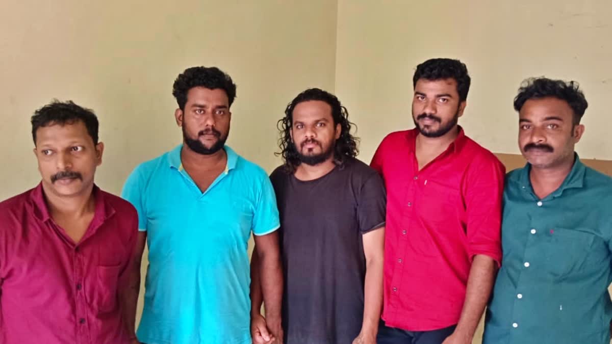 യുവാവിനെ തട്ടിക്കൊണ്ടുപോയി  MAN WAS ABDUCTED AND BEATEN UP  കുന്ദമംഗലത്ത് യുവാവിന് മർദനം  കുന്ദമംഗലം തട്ടിക്കൊണ്ടുപോകൽ കേസ്