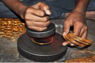 glass-bangle-industry-faces-new-adversary-climate-change