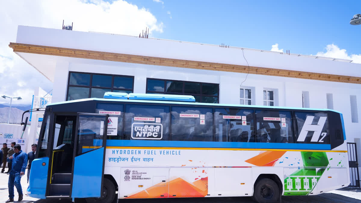 Landmark Moment in Green Mobility: NTPC Transfers Hydrogen Buses to Ladakh