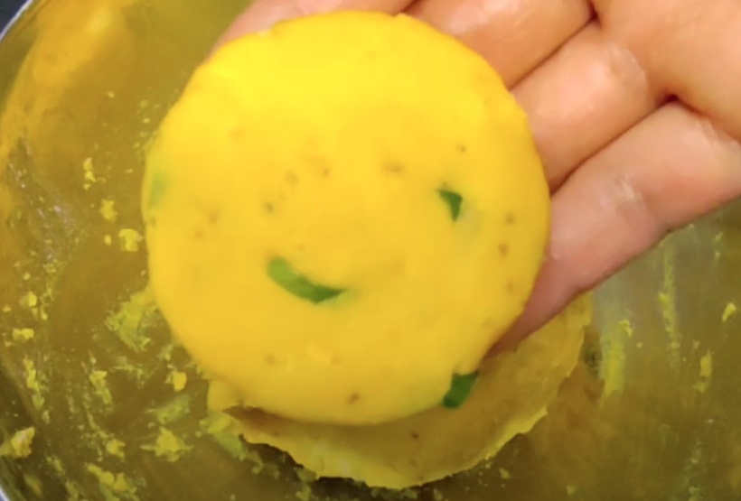 SPICY RADISH KACHORI RECIPE RADISH KACHORI KACHORI RECIPE ಮೂಲಂಗಿ ಕಚೋರಿ