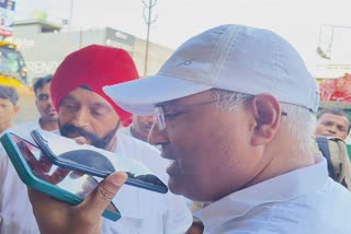 अतिक्रमण हटाने गए संभल के सिटी मजिस्ट्रेट भड़के.