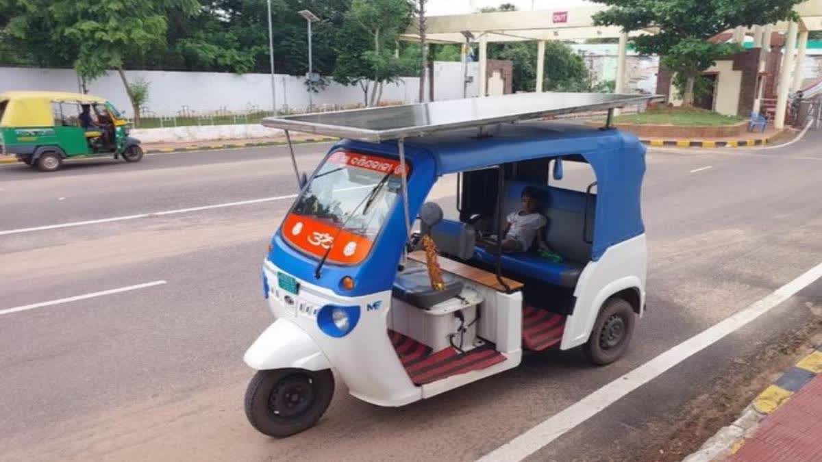 Solar Powered Auto