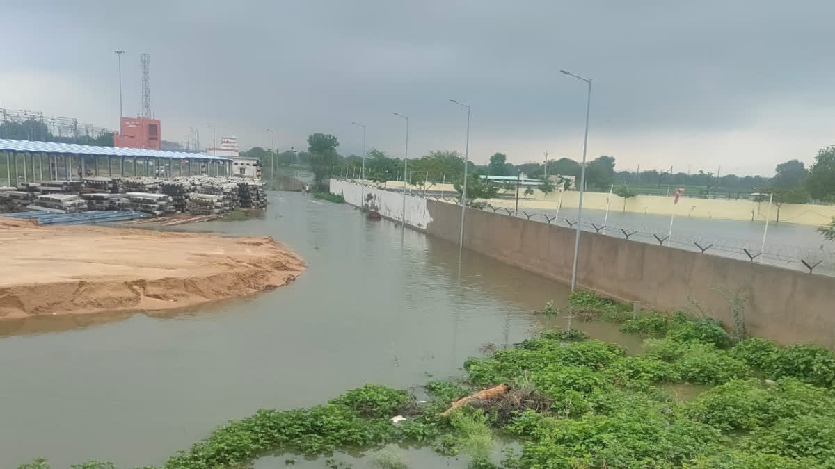 Water logging in Tabiji village in Ajmer due to water release from Ana Sagar Lake