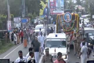 Oommen Chandy funeral procession