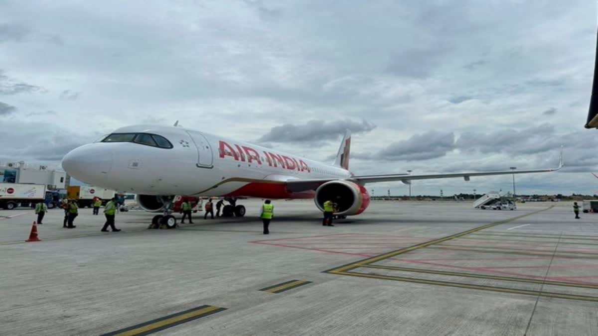 AIR INDIA FLIGHT EMERGENCY LANDING IN RUSSIA