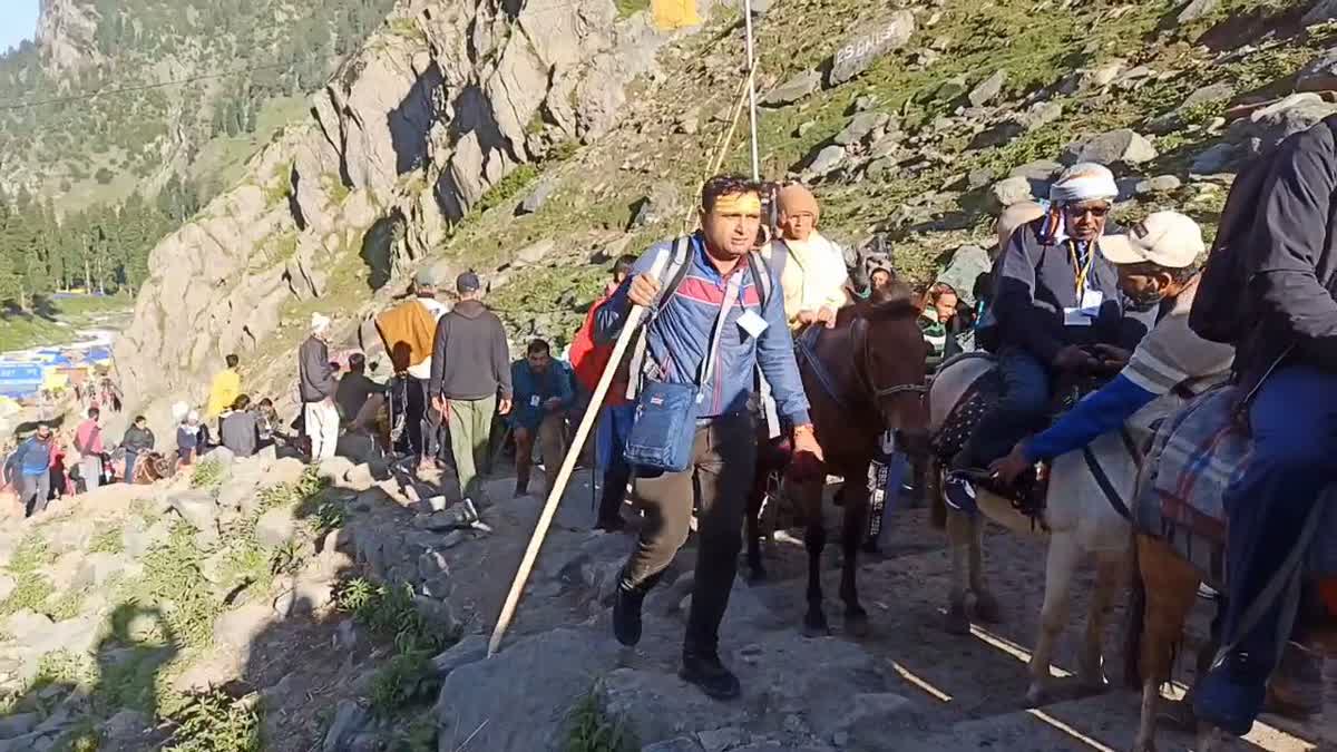 Another batch of 4821 pilgrims left for Amarnath Yatra from Jammu